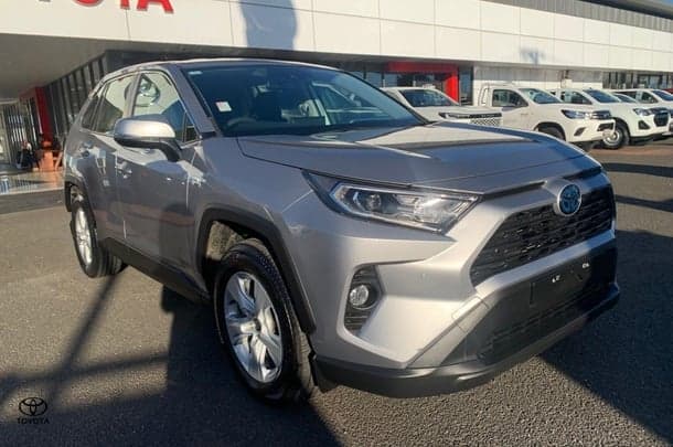 2022 Toyota RAV4 GX-2WD in Silver