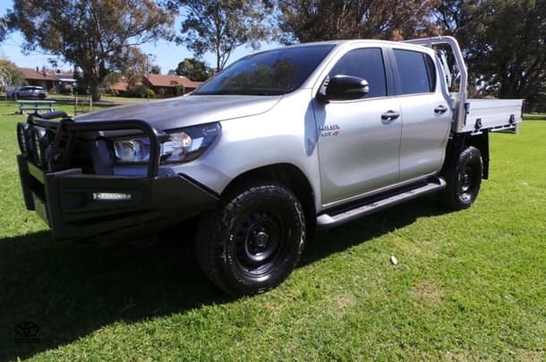 2022 Toyota Hilux SR in Silver