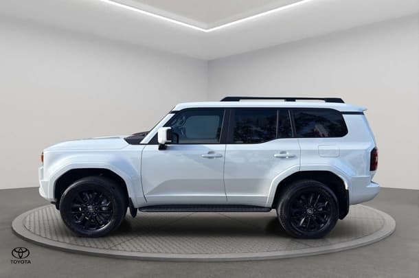 2024 Toyota Landcruiser Prado VX in White