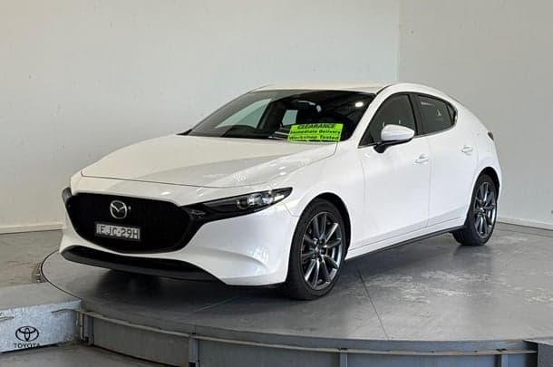 2020 Mazda 3 G20 Evolve in White