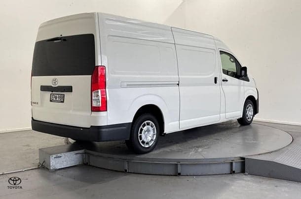 2021 Toyota Hiace Base in White