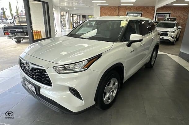 2021 Toyota Kluger GX AWD in White