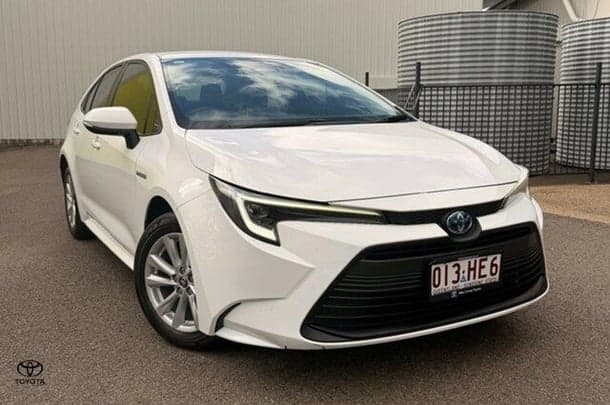 2023 Toyota Corolla Ascent Sport Hybrid in White