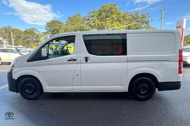 2021 Toyota Hiace Base in White