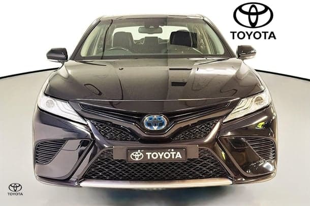 2020 Toyota Camry SL in Black