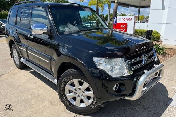2012 Mitsubishi Pajero GLX in Black