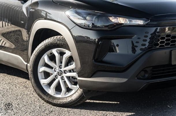 2025 Toyota Corolla Cross GX in Black