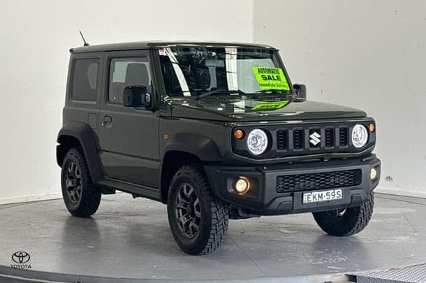 2020 Suzuki Jimny Base in Green