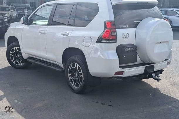 2021 Toyota Landcruiser Prado GXL in White
