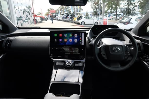 2024 Toyota bZ4X Base in White