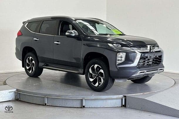 2024 Mitsubishi Pajero Sport GLS in Grey
