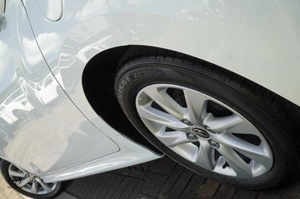 2023 Toyota Yaris SX in White