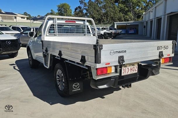 2023 Mazda BT-50 XT in White