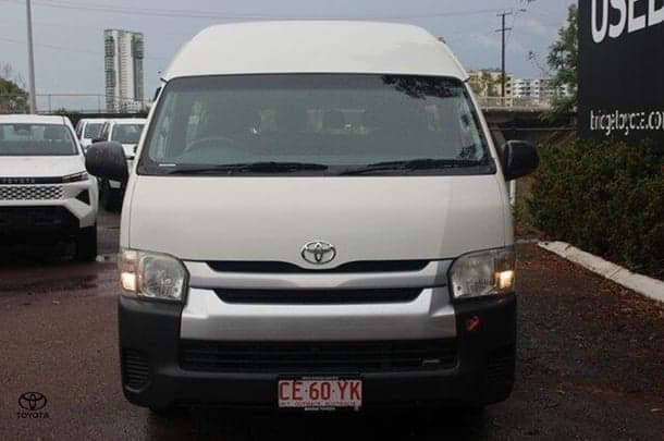 2014 Toyota Hiace Commuter in White