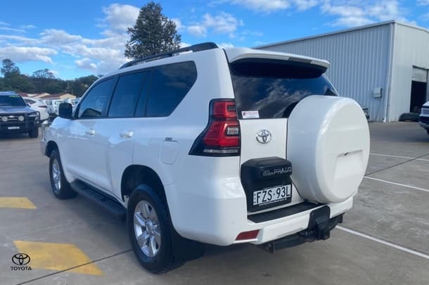 2018 Toyota Landcruiser Prado GXL in White