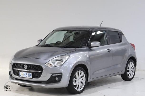 2023 Suzuki Swift GL in Silver