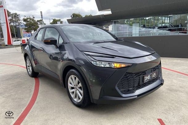 2024 Toyota C-HR GXL-2WD in Silver