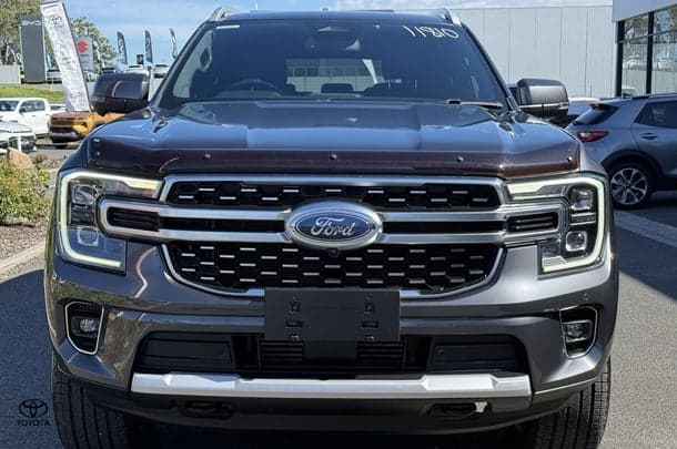 2023 Ford Everest Platinum in Grey