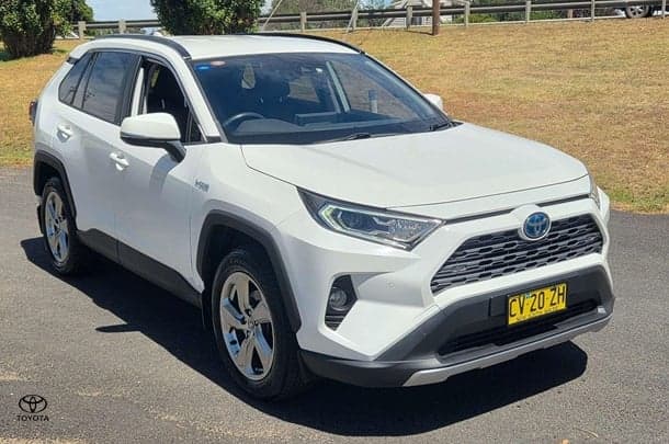 2019 Toyota RAV4 GXL-2WD in White