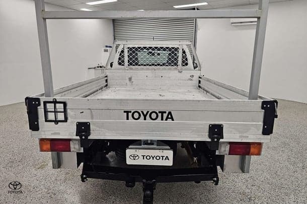 2020 Toyota Hilux Workmate in White