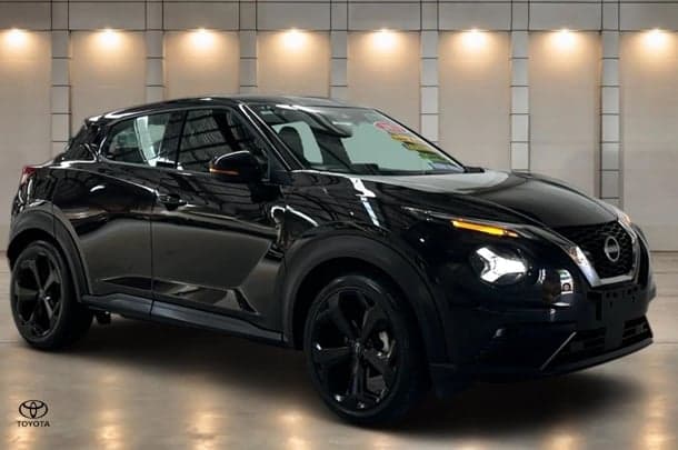 2023 Nissan JUKE ST-L in Black