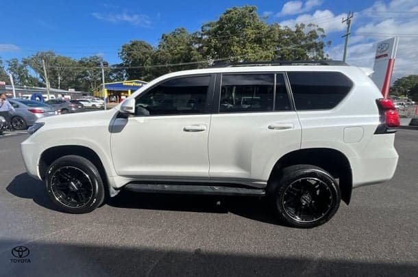 2020 Toyota Landcruiser Prado GXL in White