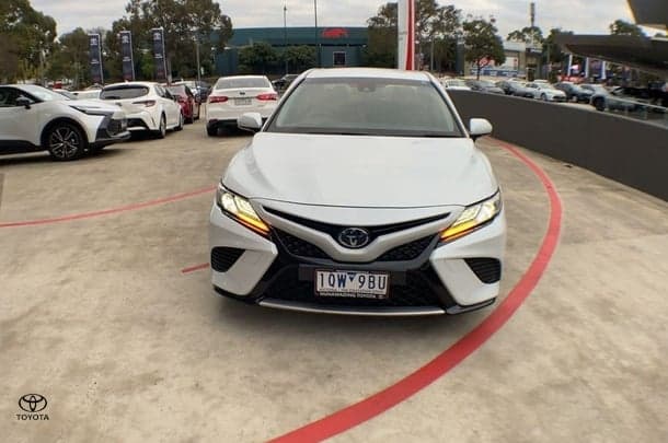 2019 Toyota Camry SX in White