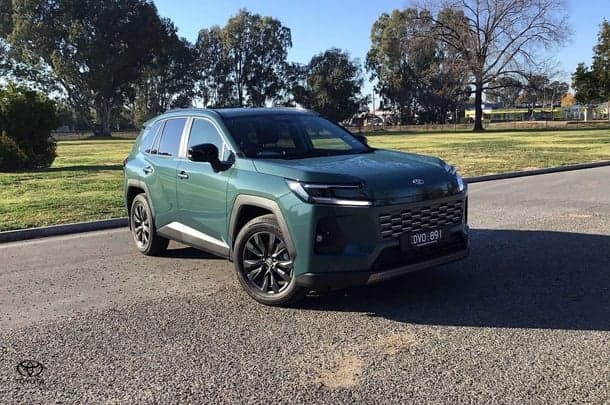 2026 Toyota RAV4 GXL in Green