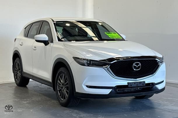 2017 Mazda CX-5 Maxx Sport in White