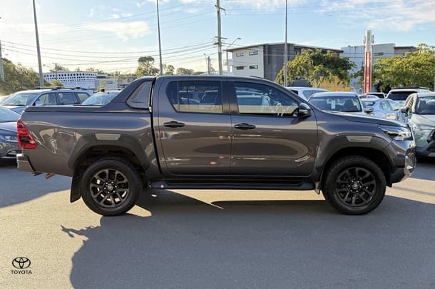 2021 Toyota Hilux Rogue in Silver