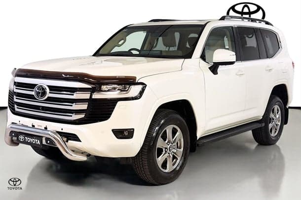 2021 Toyota Landcruiser VX in White