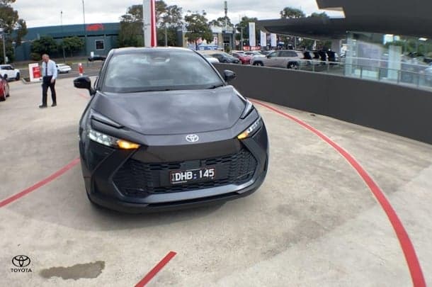 2024 Toyota C-HR GXL-2WD in Silver