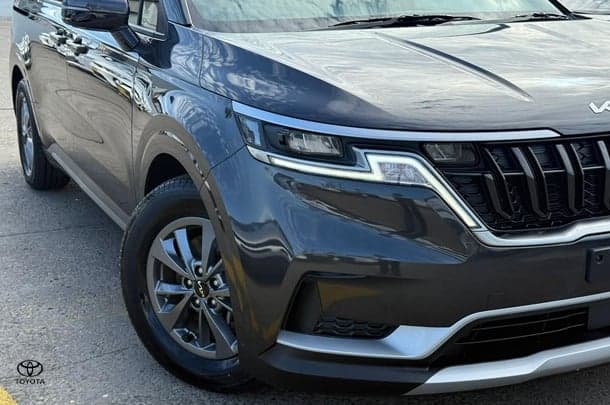 2023 Kia Carnival S in Panthera Metal (P2m)