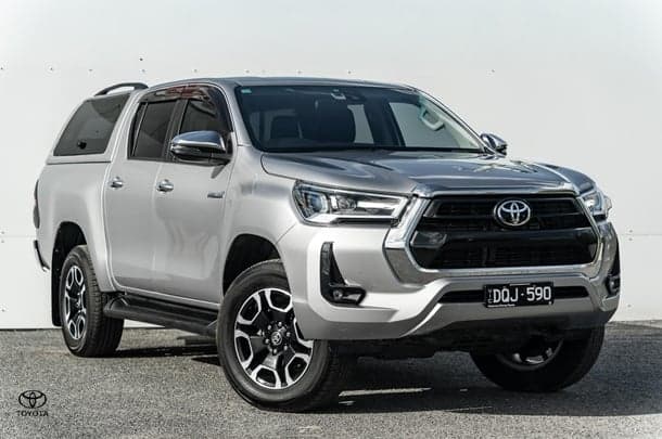 2021 Toyota Hilux SR5 in Silver