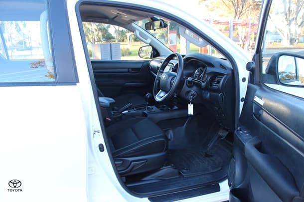 2023 Toyota Hilux SR in White