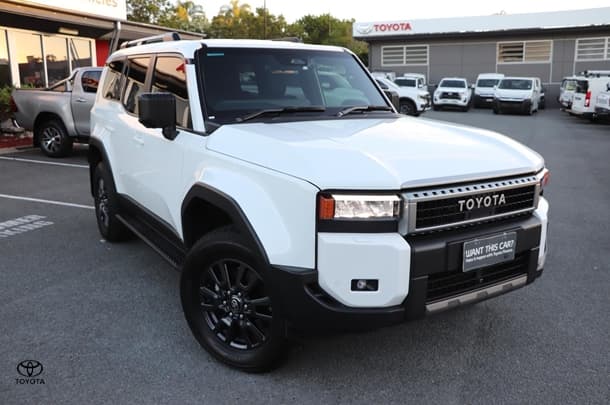 2024 Toyota Landcruiser Prado GXL in White