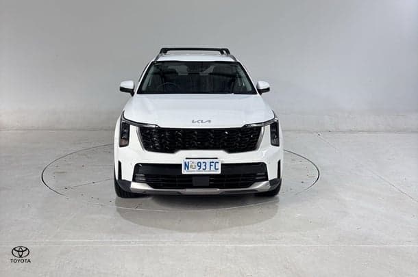 2023 Kia Sorento Sport in White