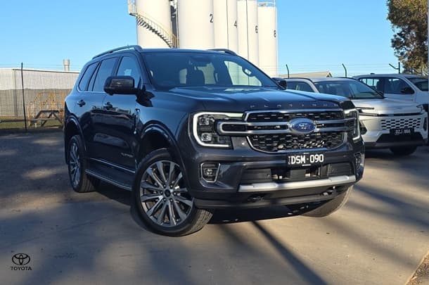 2025 Ford Everest Platinum in Grey