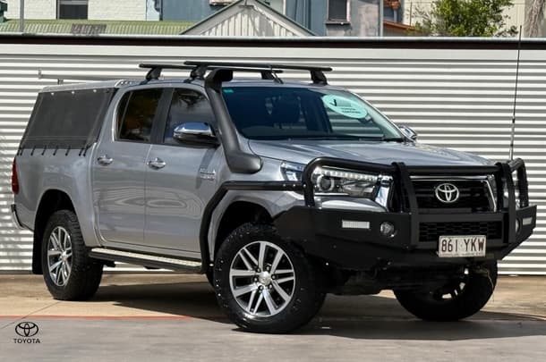 2018 Toyota Hilux SR5 in Silver