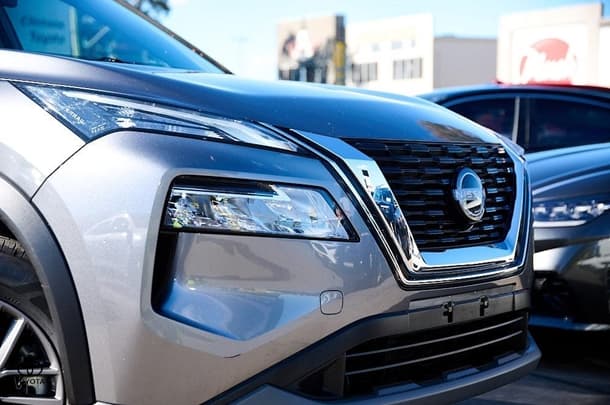 2024 Nissan X-TRAIL ST in Grey