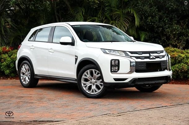 2024 Mitsubishi ASX ES in White