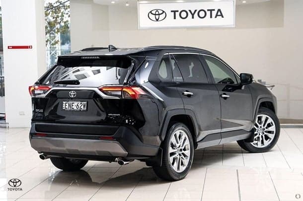 2021 Toyota RAV4 Cruiser in Black