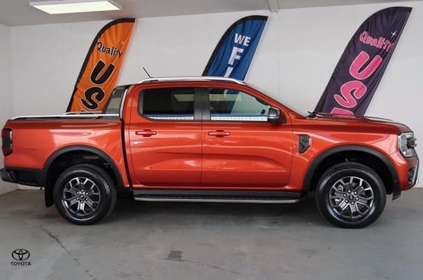 2023 Ford Ranger Wildtrak in Gold