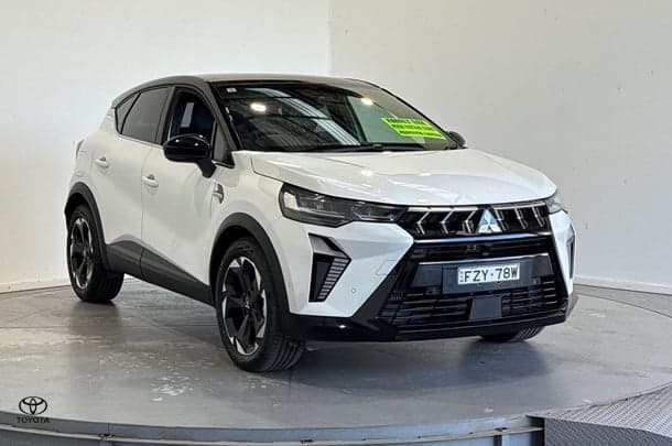 2025 Mitsubishi ASX Exceed in White