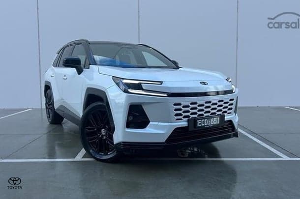 2026 Toyota RAV4 XSE in White