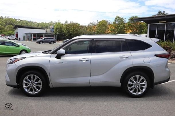 2024 Toyota Kluger AWD GRANDE in Silver