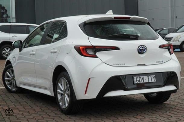 2023 Toyota Corolla Ascent Sport Hybrid in White