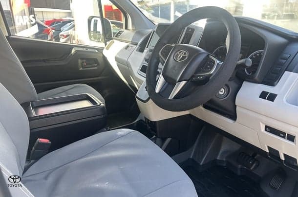 2025 Toyota Hiace Base in White