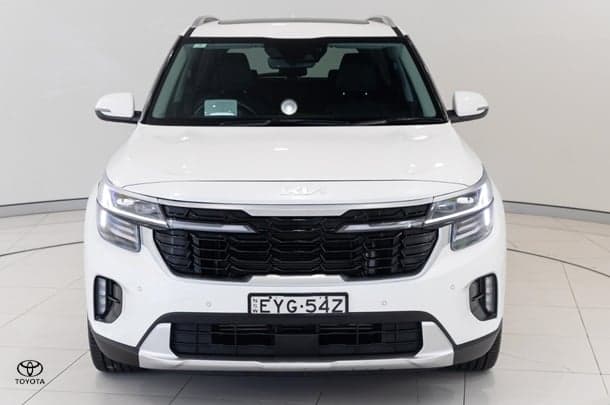 2022 Kia Seltos GT-Line in White