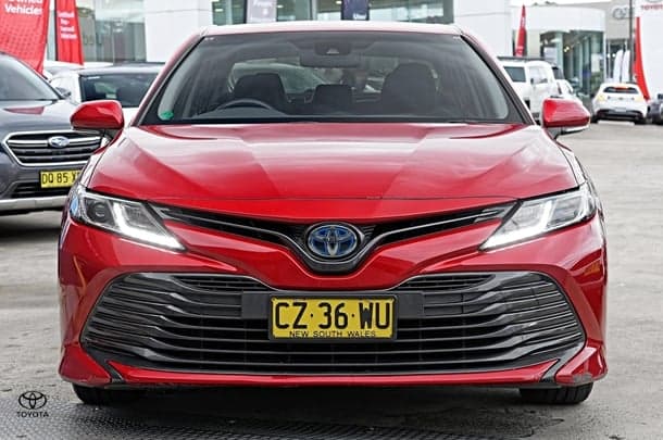 2020 Toyota Camry Ascent in Red